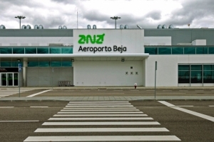 Aeroporto de Beja: empresários defendem que pode ser “complementar à Portela”